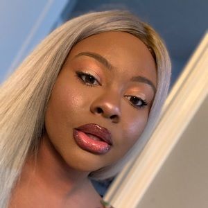 Meet your Posher, Angel